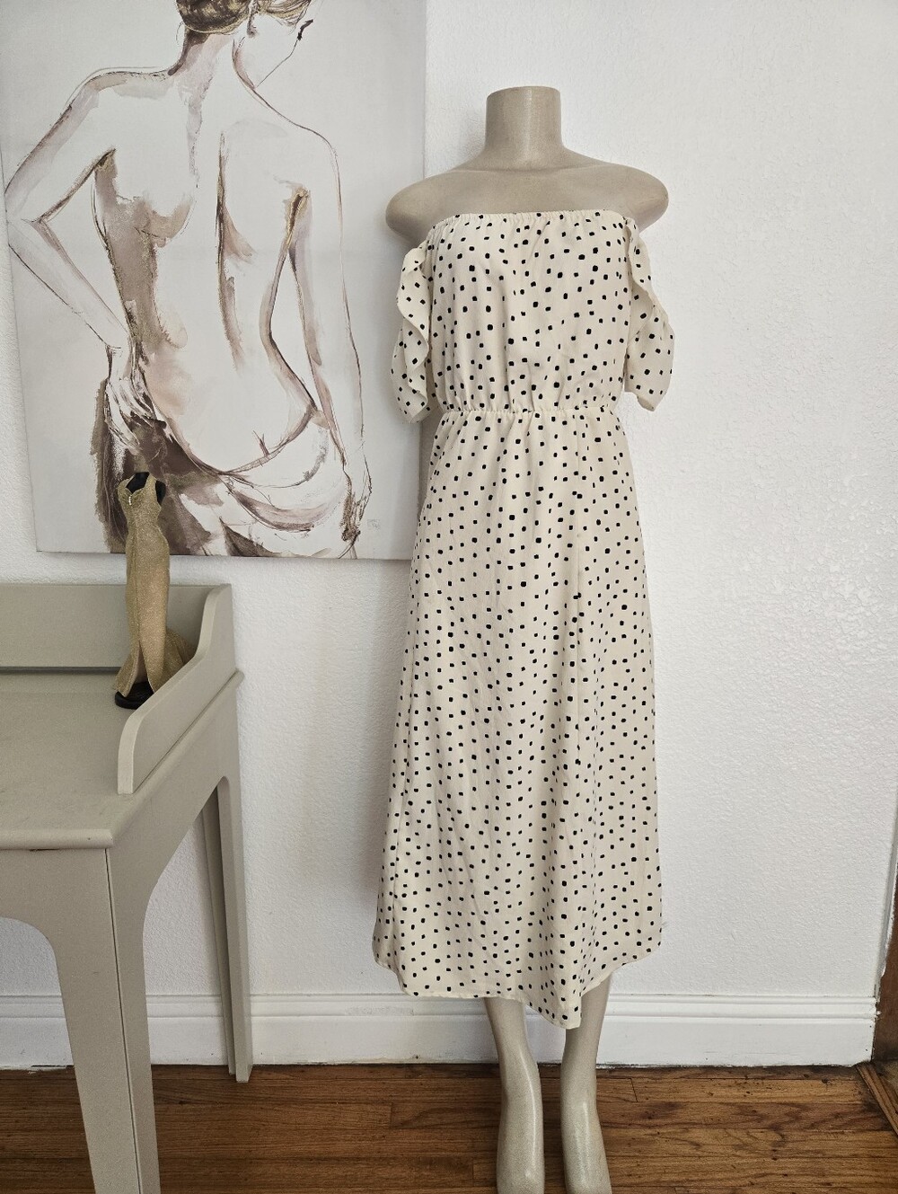 NWT Amuse Society Off-Shoulder Cream Polka Dot Maxi Dress Size Medium